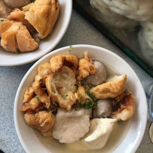 5 Spot Makan Batagor Populer di Bandung yang Dijamin Enak