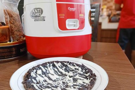 Cara Mudah Membuat Kue dengan Rice Cooker Cosmos