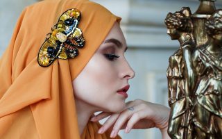 Gaya Rambut Paling Pas untuk Memakai Hijab
